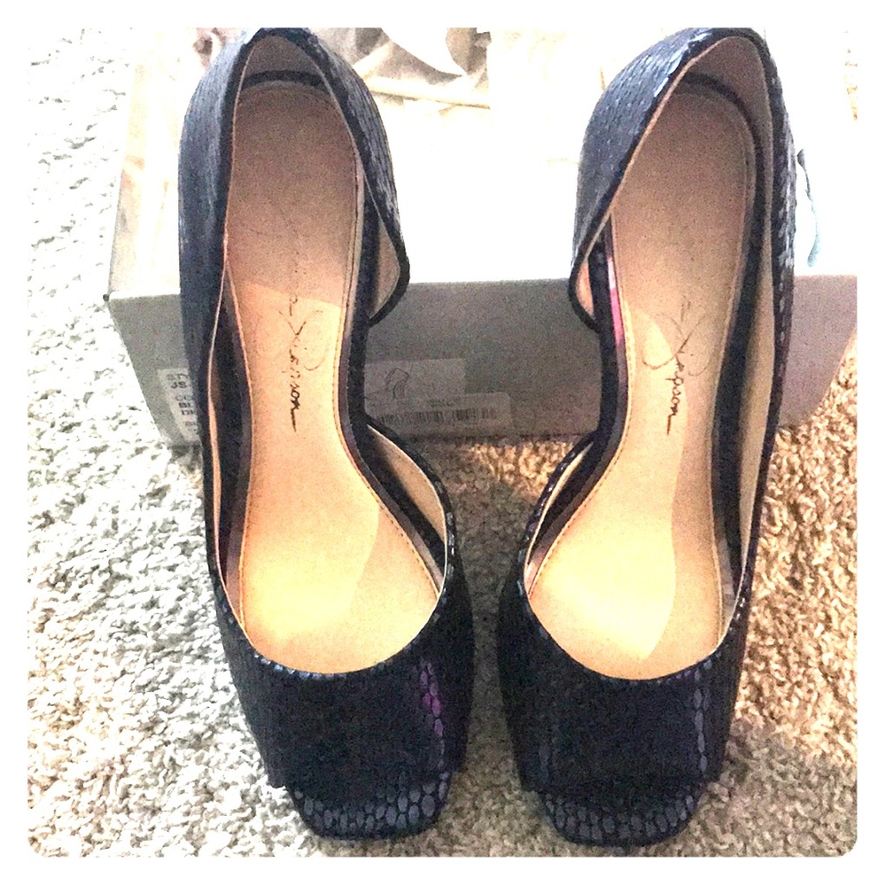 Jessica Simpson Blue peep toe pump